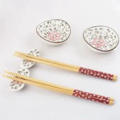 Winkrs | 2 Persoons Japanse Sushi Servies Set (rood) Met Eetstokjes, Kommetjes En Opleggers Voor Stokjes -Heng Kookserie Winkel 1200x1200 225