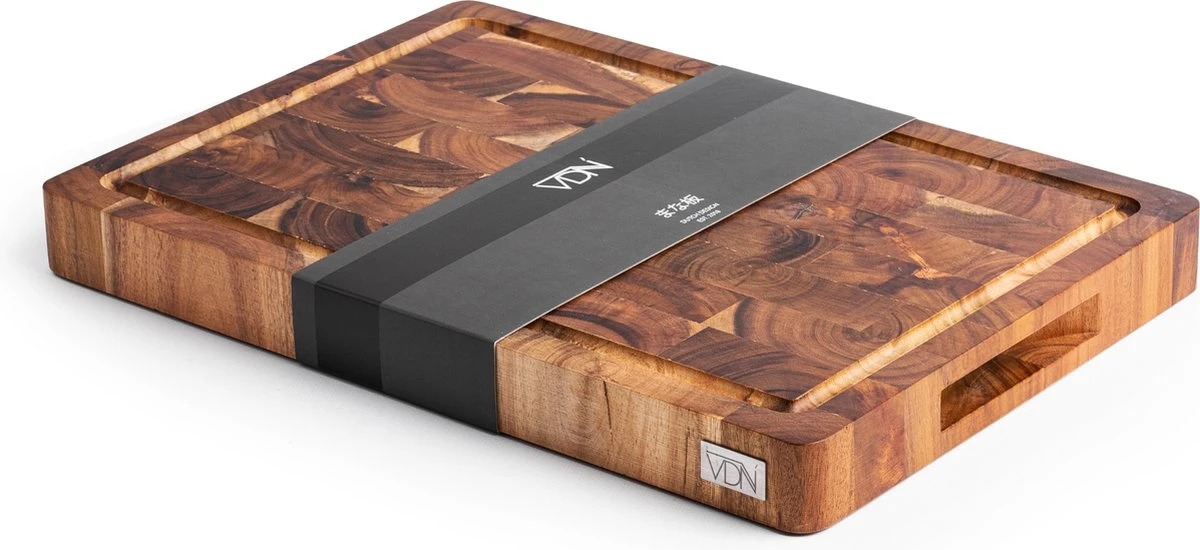 VDN Professionele Snijplank Acacia Hout met Sapgeul en Handvatten – Hakblok 26x38x3.5 cm VDN Professionele Snijplank Acacia Hout Met Sapgeul En Handvatten – Hakblok 26x38x3.5 Cm -Heng Kookserie Winkel