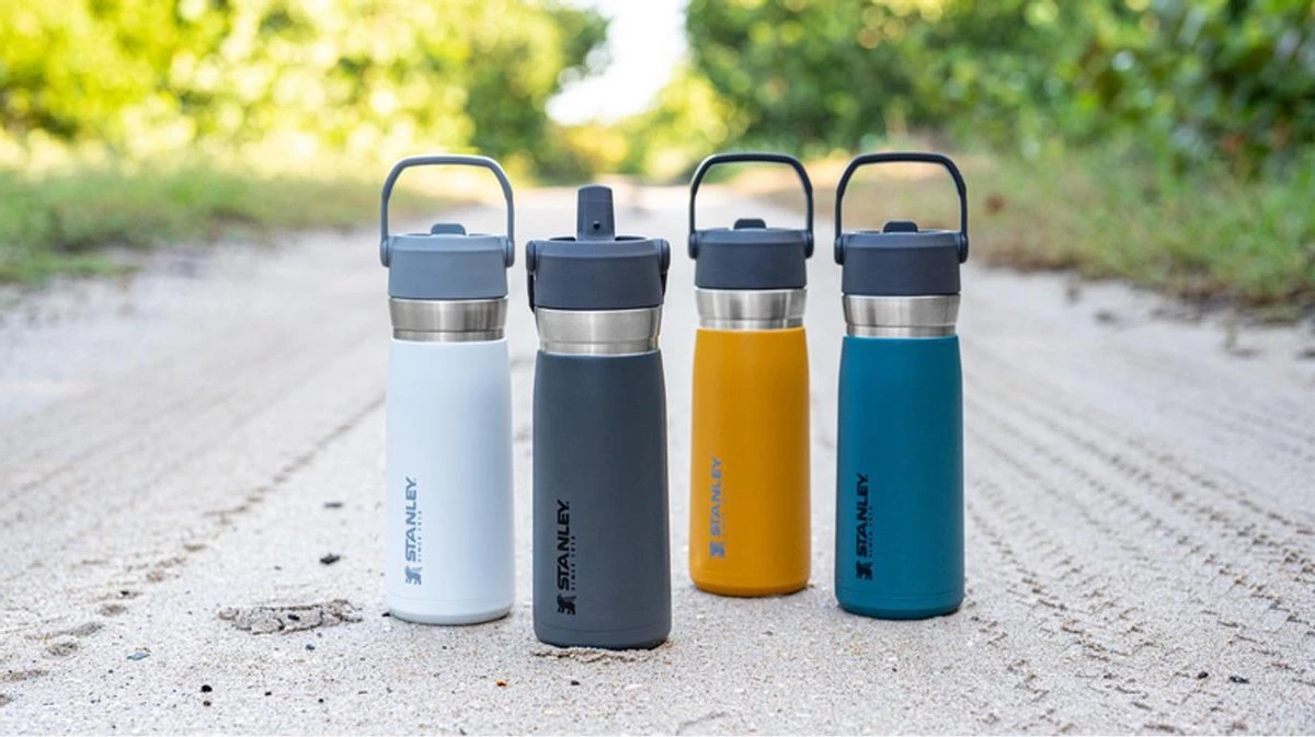 Stanley The IceFlow™ Flip Straw Water Bottle 0,65L - Thermosfles - Saffron Stanley The IceFlow™ Flip Straw Water Bottle 0,65L - Thermosfles - Saffron -Heng Kookserie Winkel 1200x673 1
