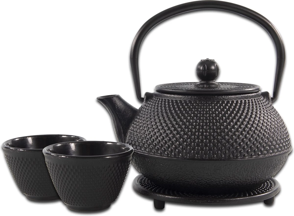 SakuraTea - Theepot Set - 4-delig - Gietijzer - Zwart - 0.8L - 2 Kopjes (100ml) SakuraTea - Theepot Set - 4-delig - Gietijzer - Zwart - 0.8L - 2 Kopjes (100ml) -Heng Kookserie Winkel 1200x882 2
