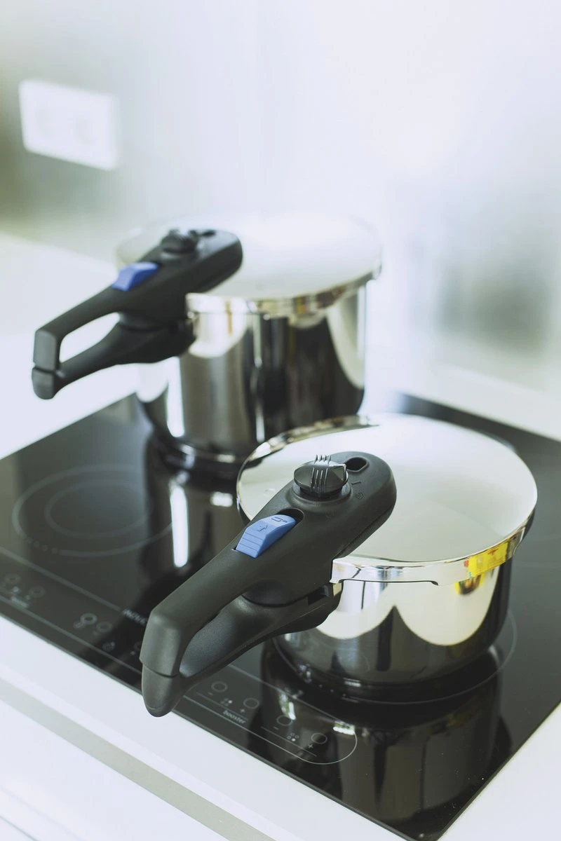 ELO Praktika Plus XS Snelkookpan 2,7 Liter ELO Praktika Plus XS Snelkookpan 2,7 Liter -Heng Kookserie Winkel 800x1200 2